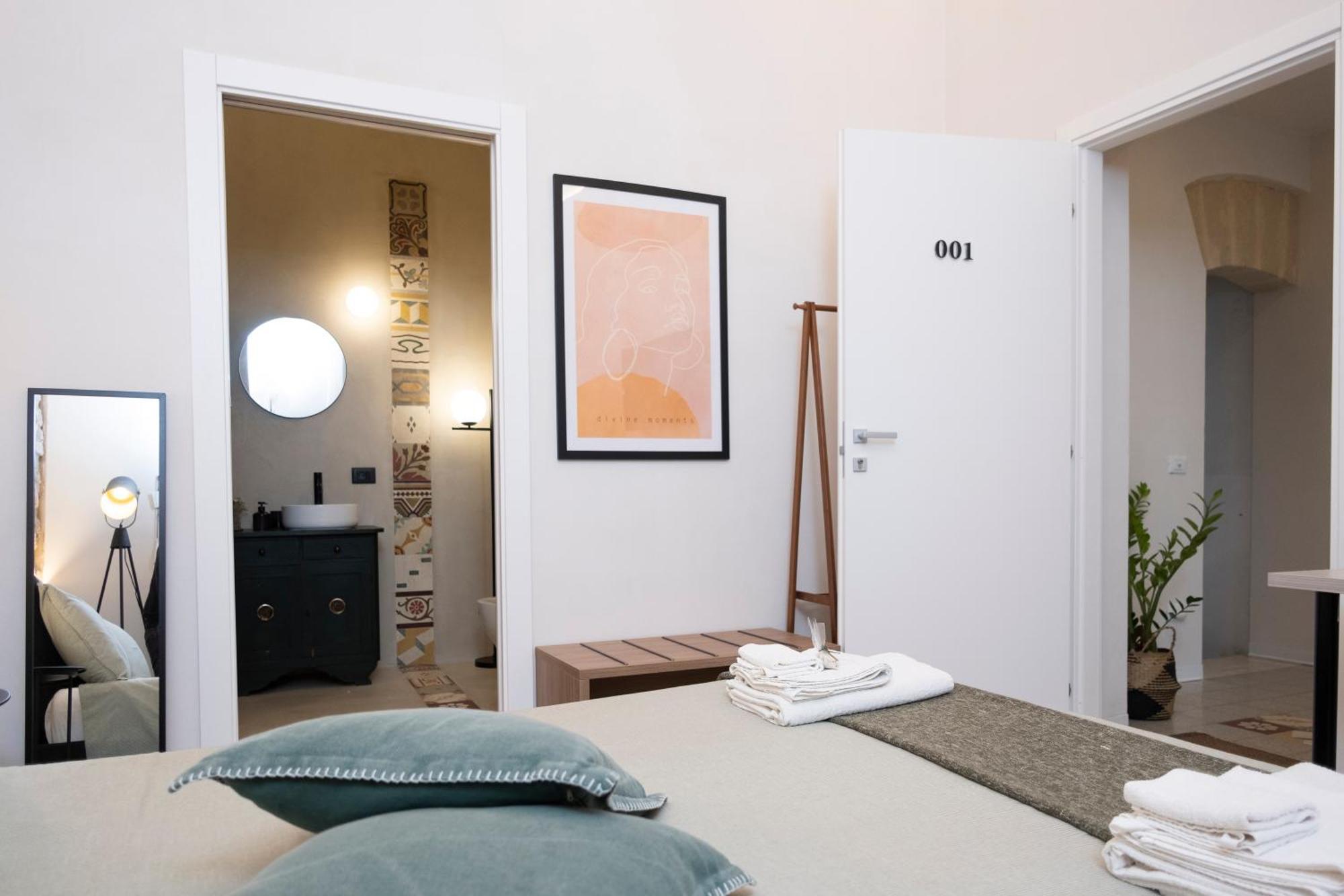 Bassi77 - Rooms & Apartments Трапани Екстериор снимка