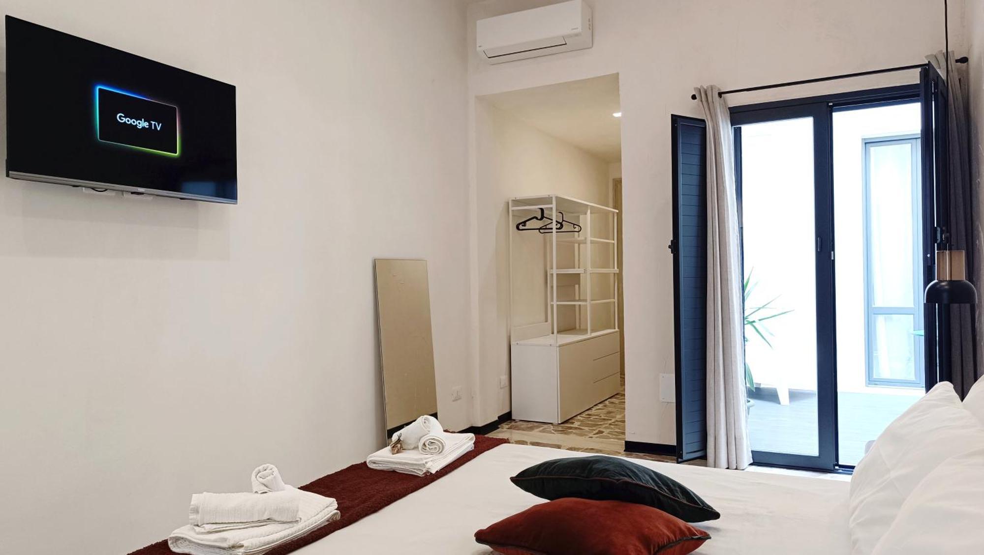 Bassi77 - Rooms & Apartments Трапани Екстериор снимка